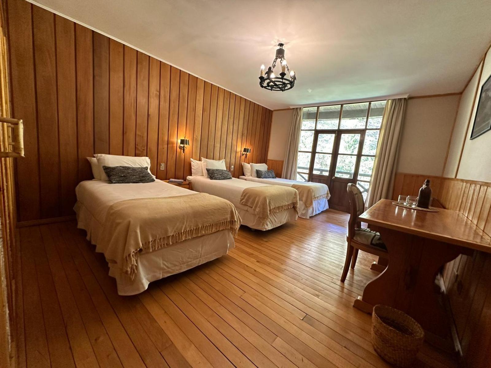 Mitico Puelo Lodge Las Gualas Eksteriør billede