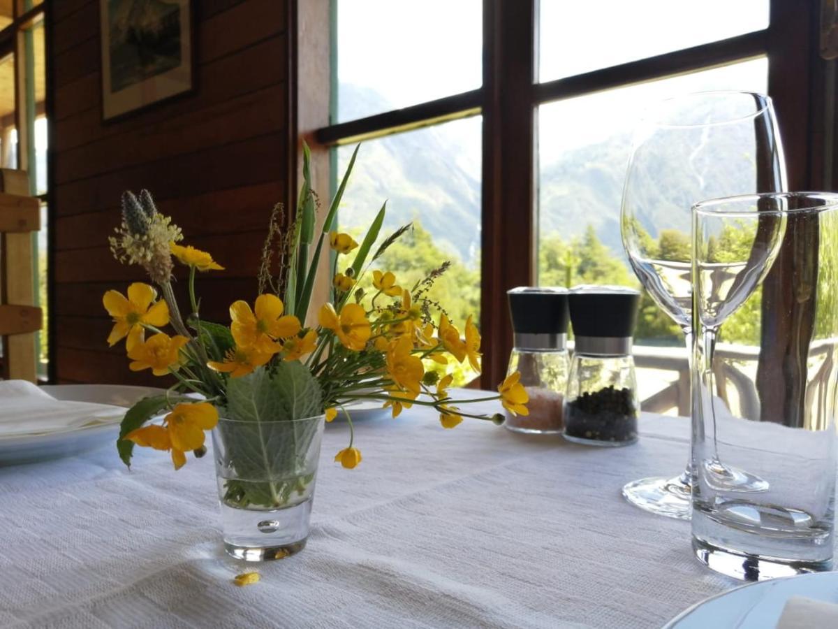 Mitico Puelo Lodge Las Gualas Eksteriør billede